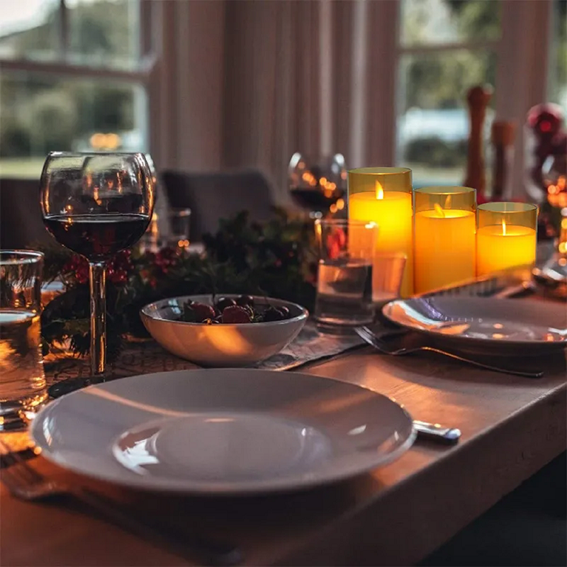 Flameless™ | Flameless candles with remote control (Set of 3 candles) 